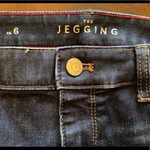 WHBM Jegging